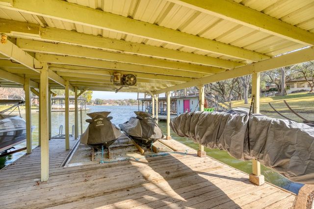 621 Sandy Mountain DR, Sunrise Beach, TX 78643