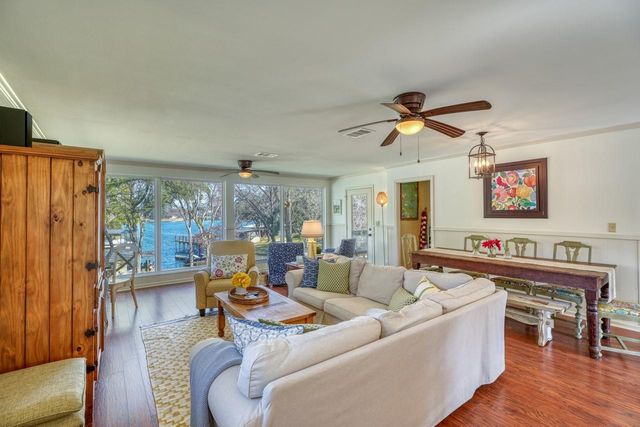 621 Sandy Mountain DR, Sunrise Beach, TX 78643