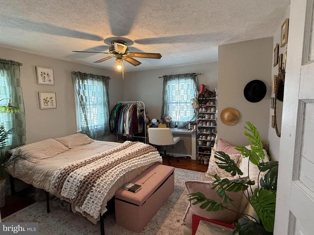 530 KENMORE RD, Havertown, PA 19083