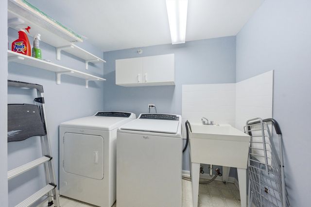 4500 W 93rd Street 1A, Oak Lawn, IL 60453
