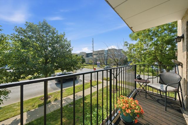 4500 W 93rd Street 1A, Oak Lawn, IL 60453