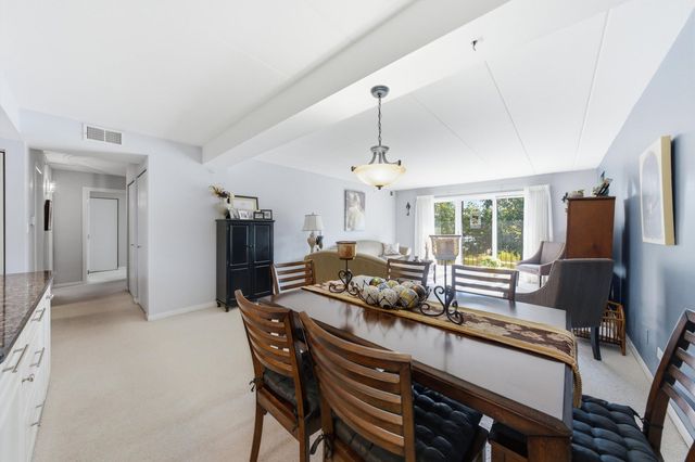 4500 W 93rd Street 1A, Oak Lawn, IL 60453