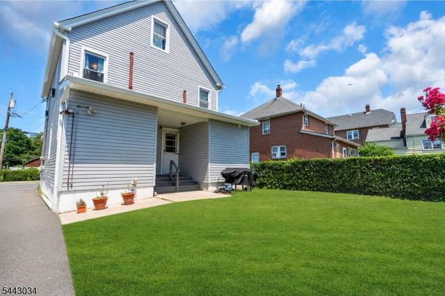 41 Dakota St, Manville Boro, NJ 08835