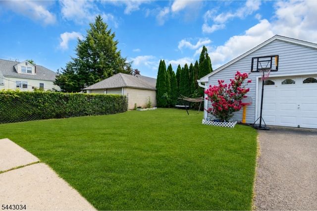 41 Dakota St, Manville Boro, NJ 08835