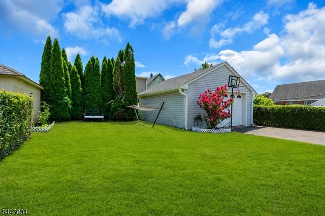 41 Dakota St, Manville Boro, NJ 08835