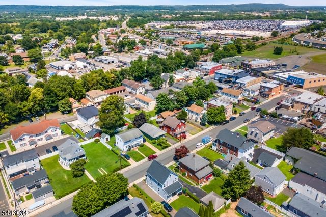 41 Dakota St, Manville Boro, NJ 08835