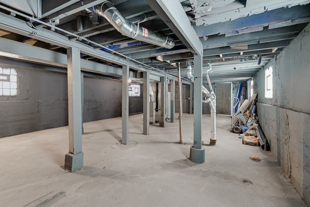 1032 W 103rd Place, Chicago, IL 60643