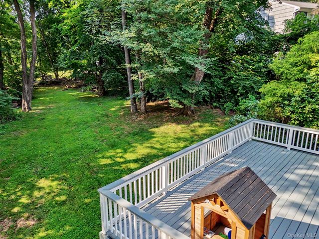 49 E Ridge Lane, Mount Kisco, NY 10549