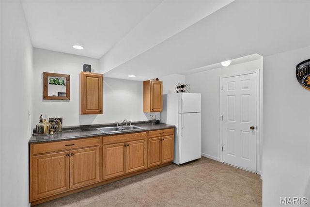 5545 Wavecrest Circle, St Charles, MO 63304