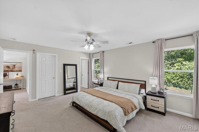 5545 Wavecrest Circle, St Charles, MO 63304