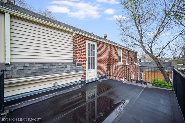 3447 W Maple Street, Evergreen Park, IL 60805