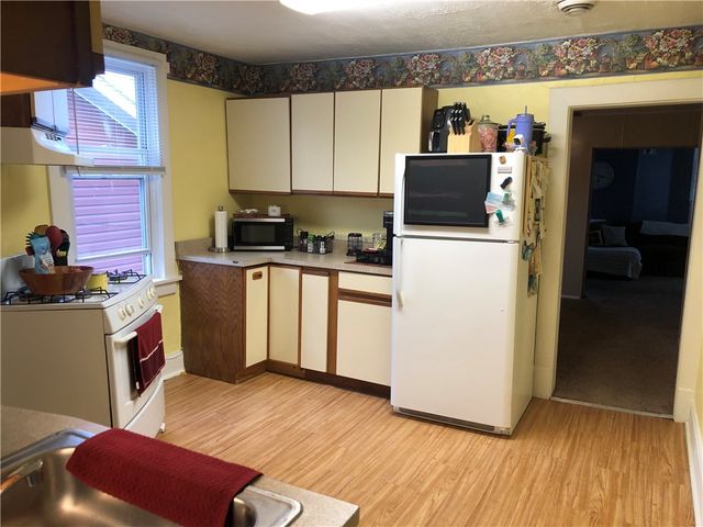1 S MAIN STREET, Fairchance, PA 15436
