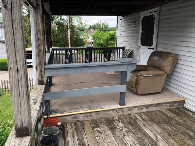 1 S MAIN STREET, Fairchance, PA 15436