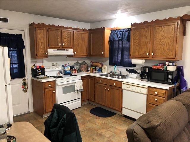 1 S MAIN STREET, Fairchance, PA 15436