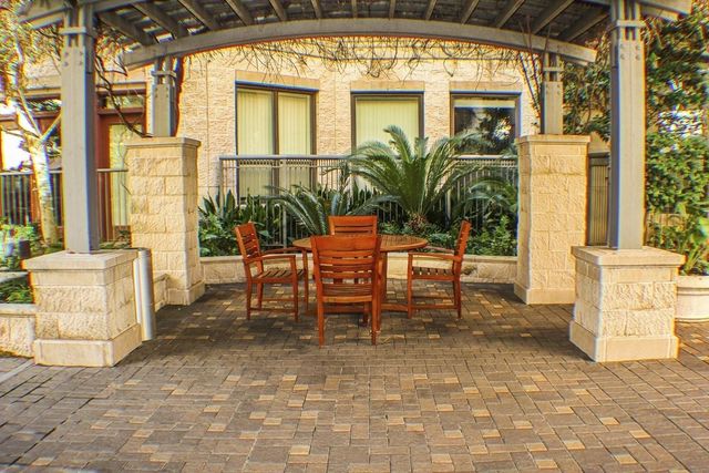 1901 Post Oak Boulevard 3507, Houston, TX 77056
