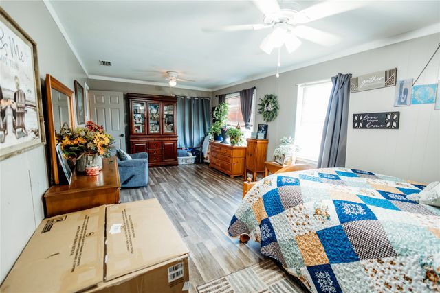 2382 N Fm 1743, Windom, TX 75492
