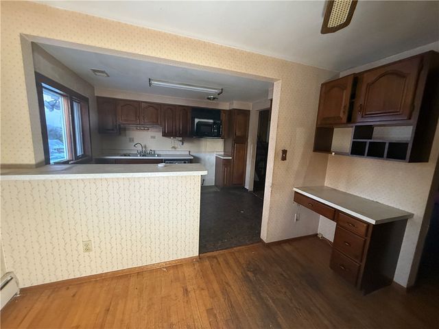 815 Sweetleaf Dr, Monroeville, PA 15146