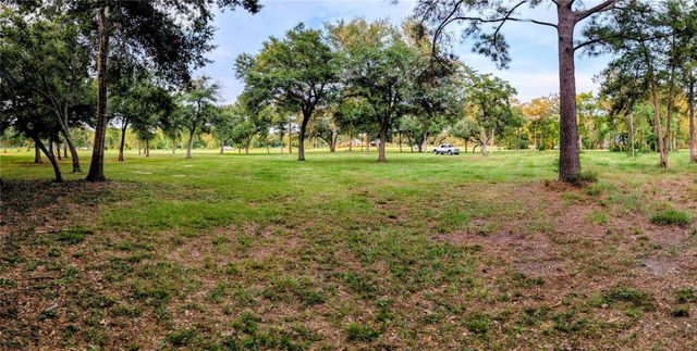 3724 County Road 326, Alvin, TX 77511