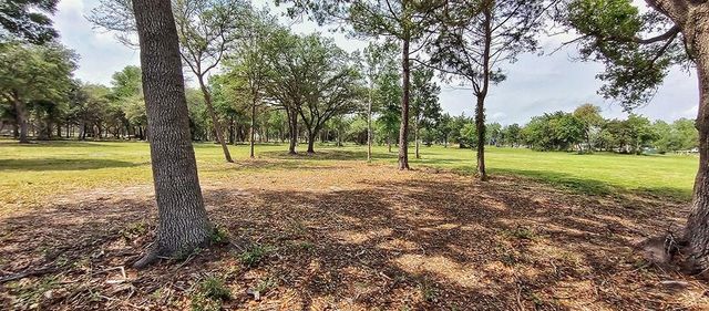 3724 County Road 326, Alvin, TX 77511