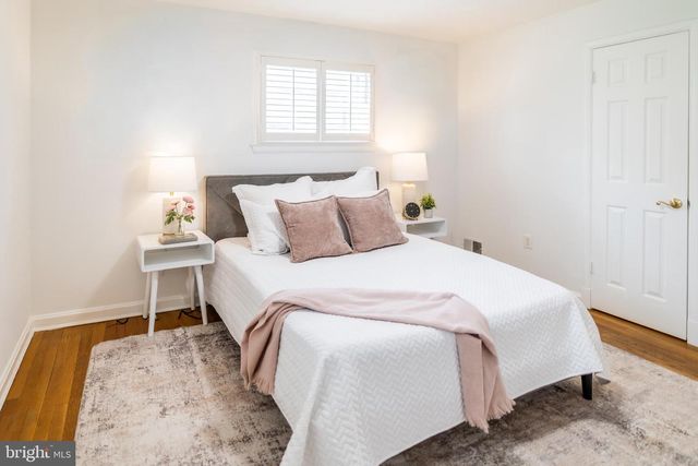 3115 SHADELAND DR, Falls Church, VA 22044