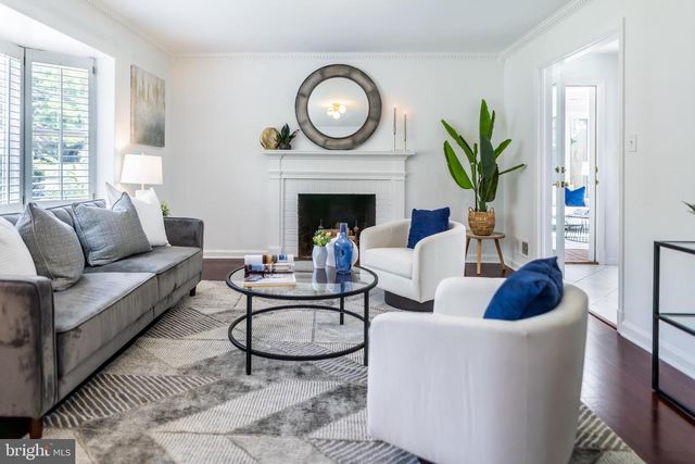 3115 SHADELAND DR, Falls Church, VA 22044