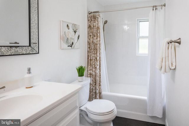 3115 SHADELAND DR, Falls Church, VA 22044