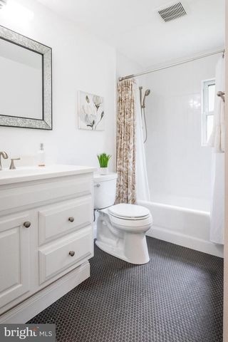 3115 SHADELAND DR, Falls Church, VA 22044