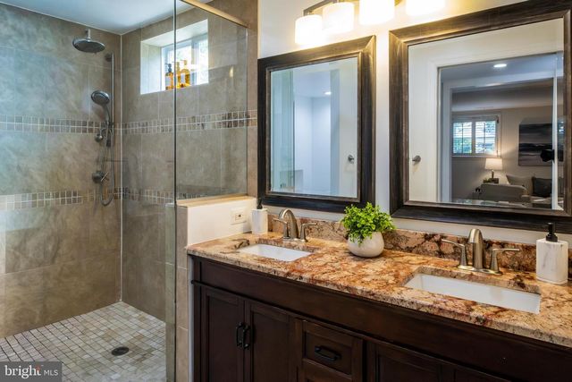 3115 SHADELAND DR, Falls Church, VA 22044