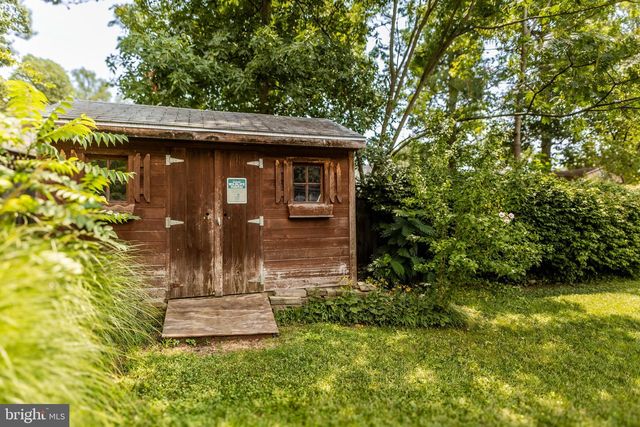 3115 SHADELAND DR, Falls Church, VA 22044