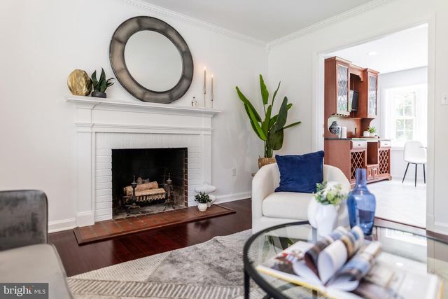 3115 SHADELAND DR, Falls Church, VA 22044