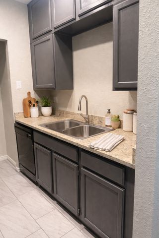 5620 Live Oak Street 306, Dallas, TX 75206