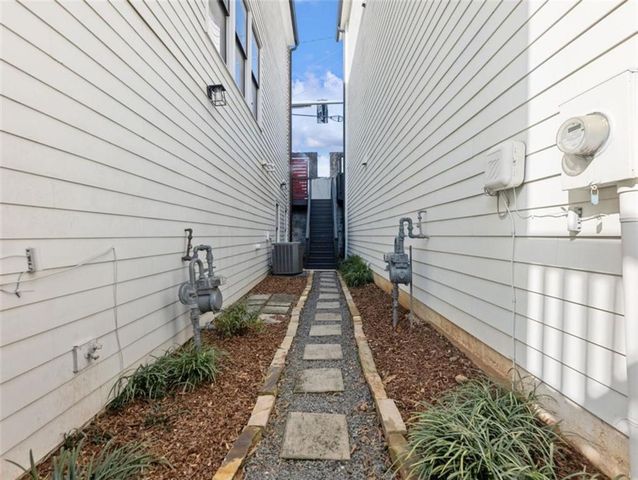 378 Bill Kennedy Way, Atlanta, GA 30316