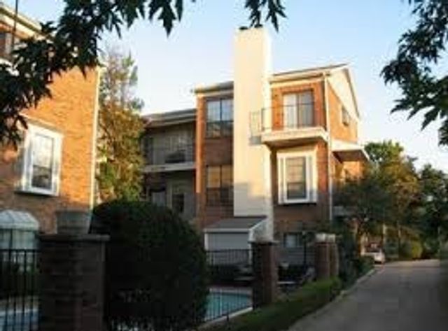 7025 Hemlock Avenue 104, Dallas, TX 75231