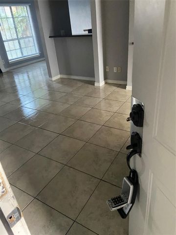 7025 Hemlock Avenue 104, Dallas, TX 75231