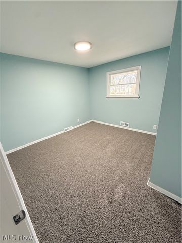 682 Archer Road, Bedford, OH 44146