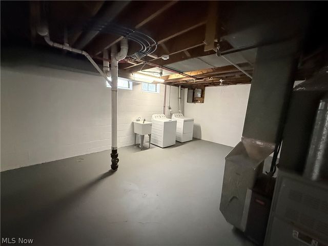 682 Archer Road, Bedford, OH 44146