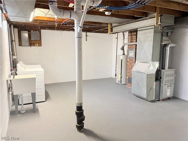 682 Archer Road, Bedford, OH 44146