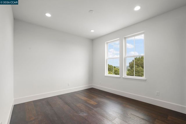 38 Fiddleneck Way, Orinda, CA 94563