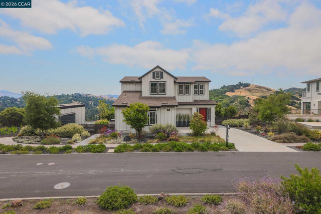 38 Fiddleneck Way, Orinda, CA 94563