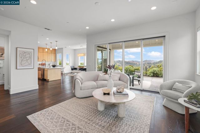 38 Fiddleneck Way, Orinda, CA 94563