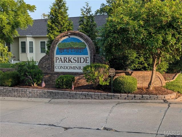 2270 Rule Avenue D, Maryland Heights, MO 63043
