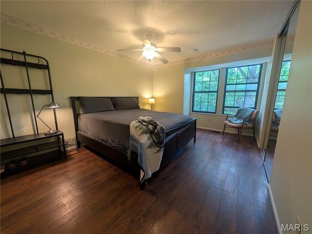 2270 Rule Avenue D, Maryland Heights, MO 63043
