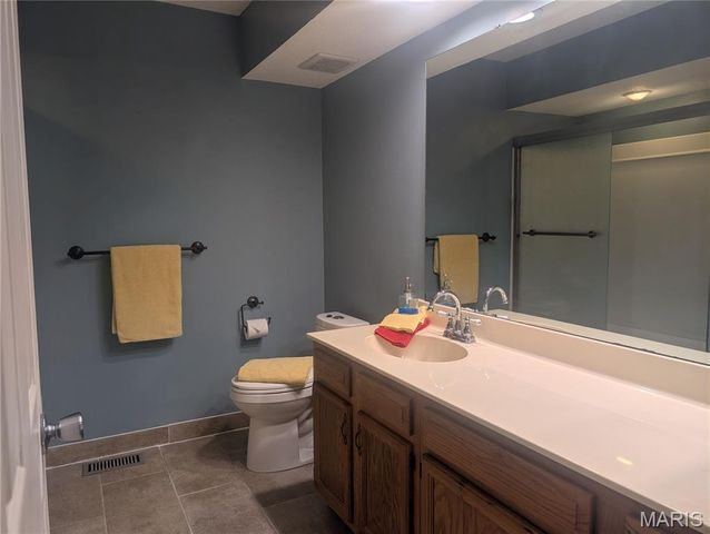 2270 Rule Avenue D, Maryland Heights, MO 63043