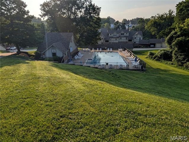 2270 Rule Avenue D, Maryland Heights, MO 63043
