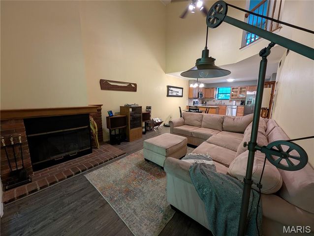 2270 Rule Avenue D, Maryland Heights, MO 63043