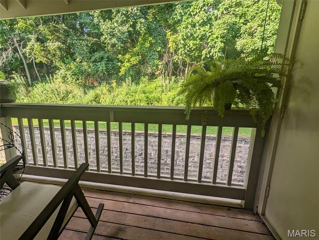 2270 Rule Avenue D, Maryland Heights, MO 63043