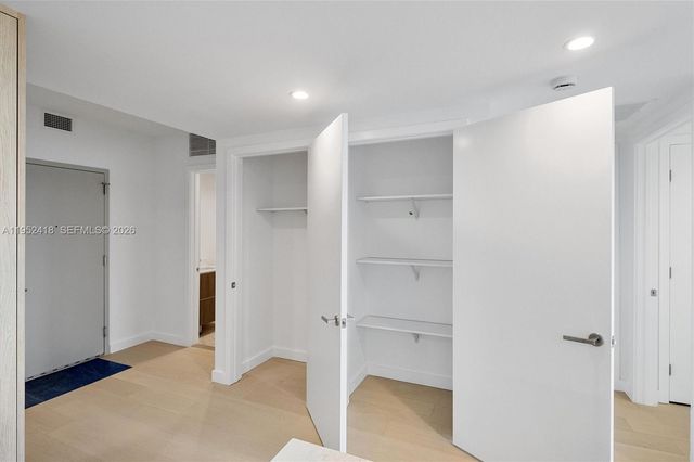 9221 E Bay Harbor 509, Bay Harbor Islands, FL 33154