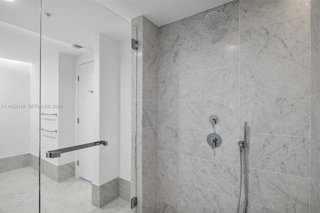 9221 E Bay Harbor 509, Bay Harbor Islands, FL 33154