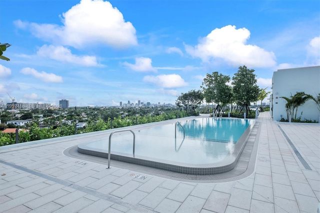 9221 E Bay Harbor 509, Bay Harbor Islands, FL 33154