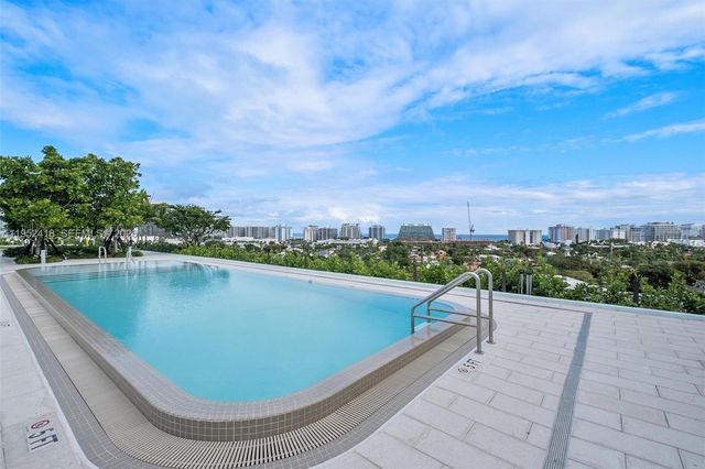 9221 E Bay Harbor 509, Bay Harbor Islands, FL 33154